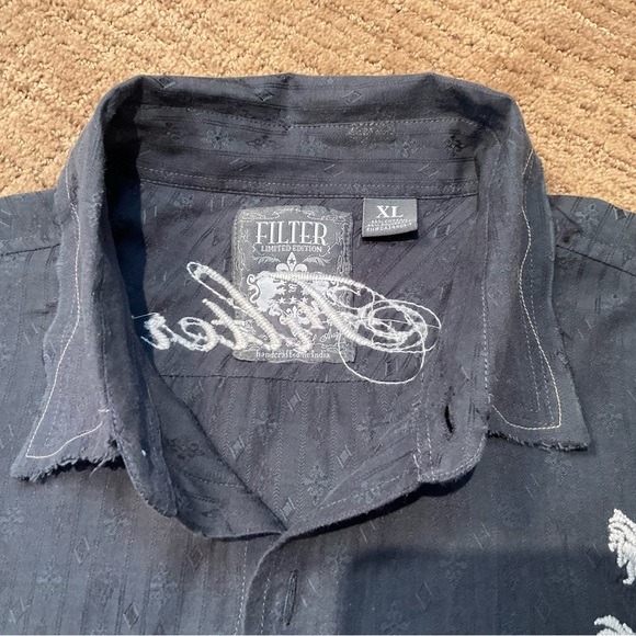 Men’s Button Down Shirt - Picture 5 of 5